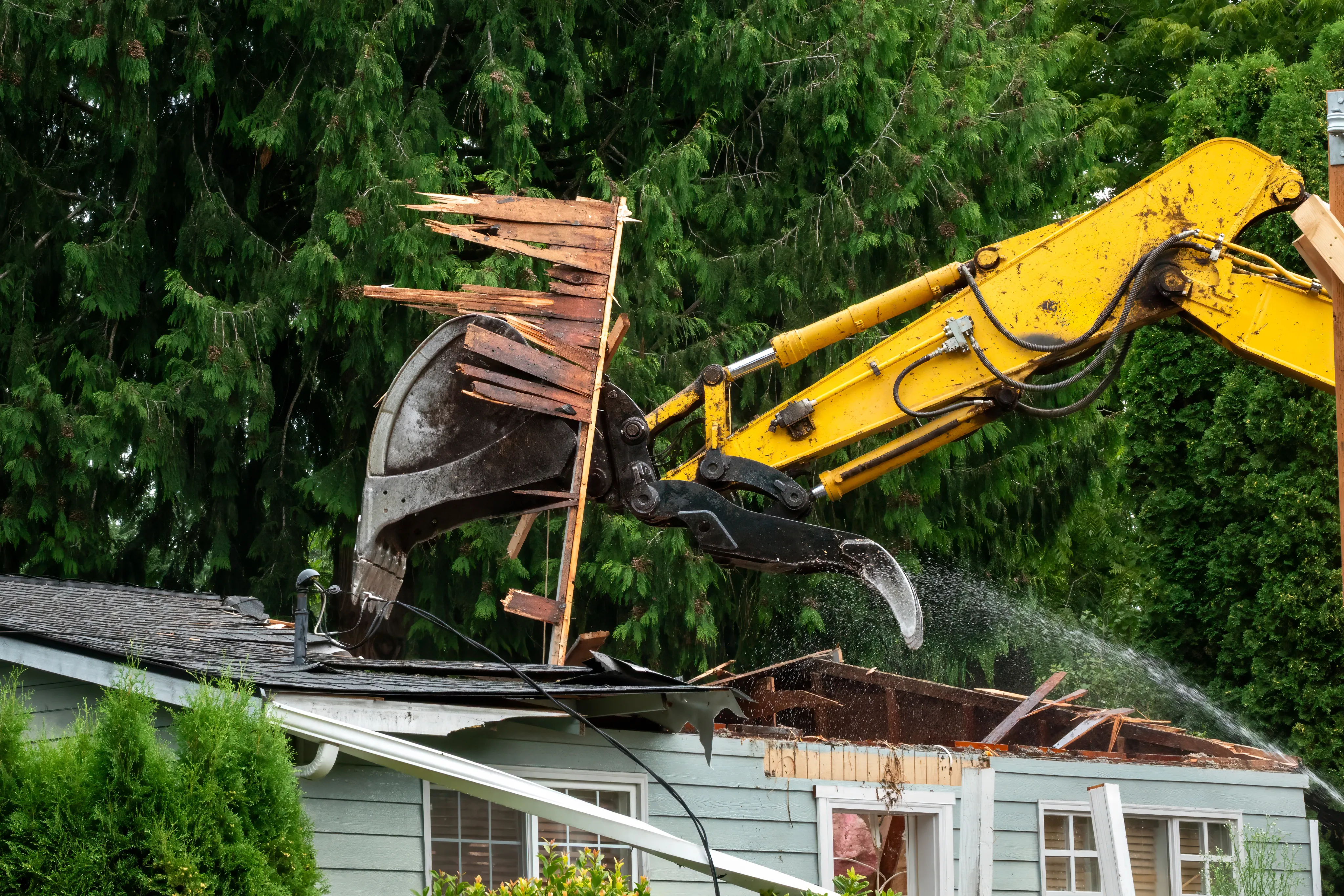 OUTBUILDING & STRUCTURE REMOVAL